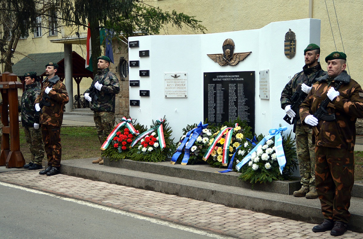 Ejtőernyős centenárium